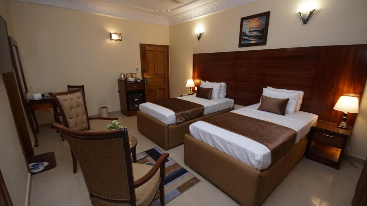 World Inn Hotel Karachi Luaran gambar