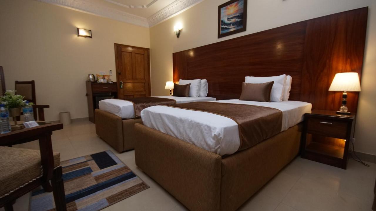 World Inn Hotel Karachi Luaran gambar