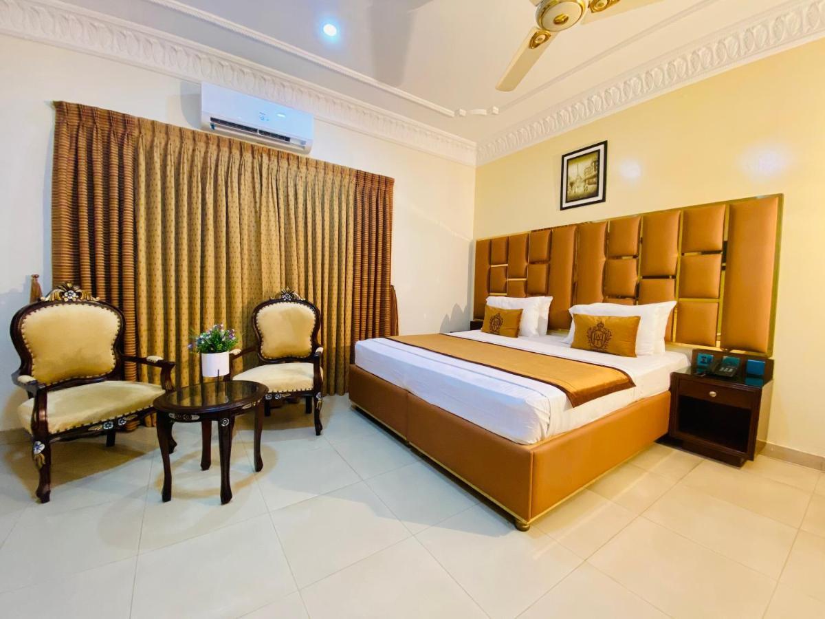 World Inn Hotel Karachi Luaran gambar