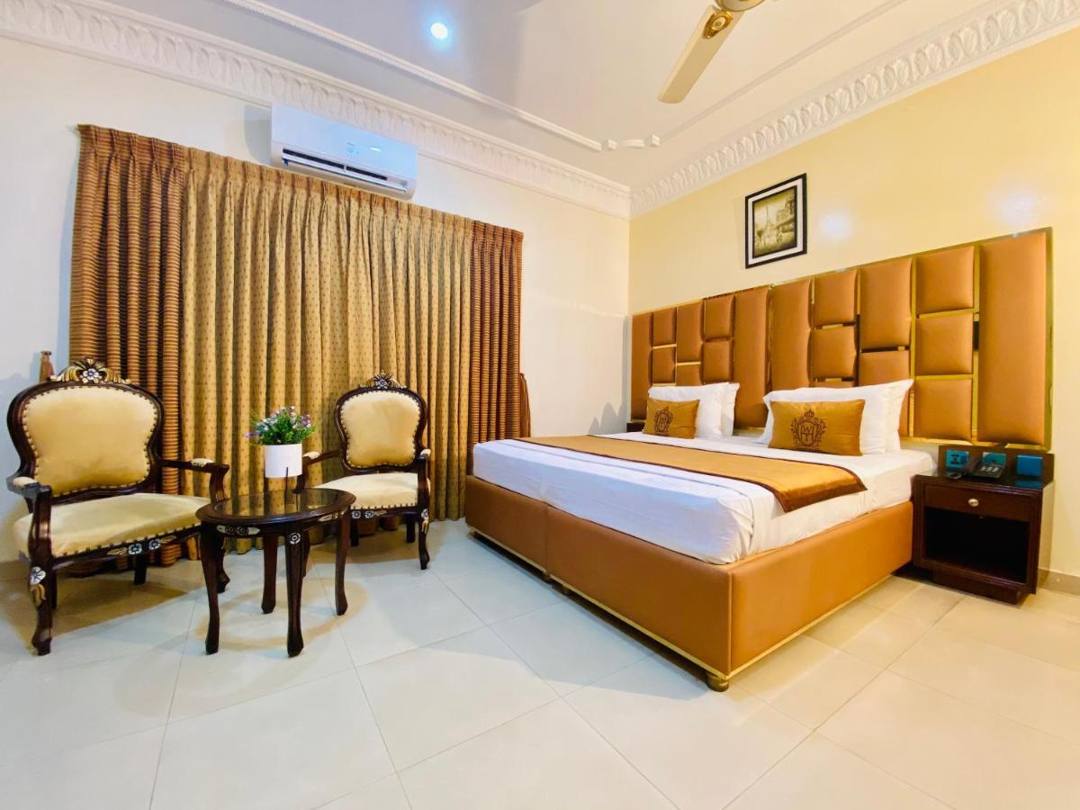 World Inn Hotel Karachi Luaran gambar