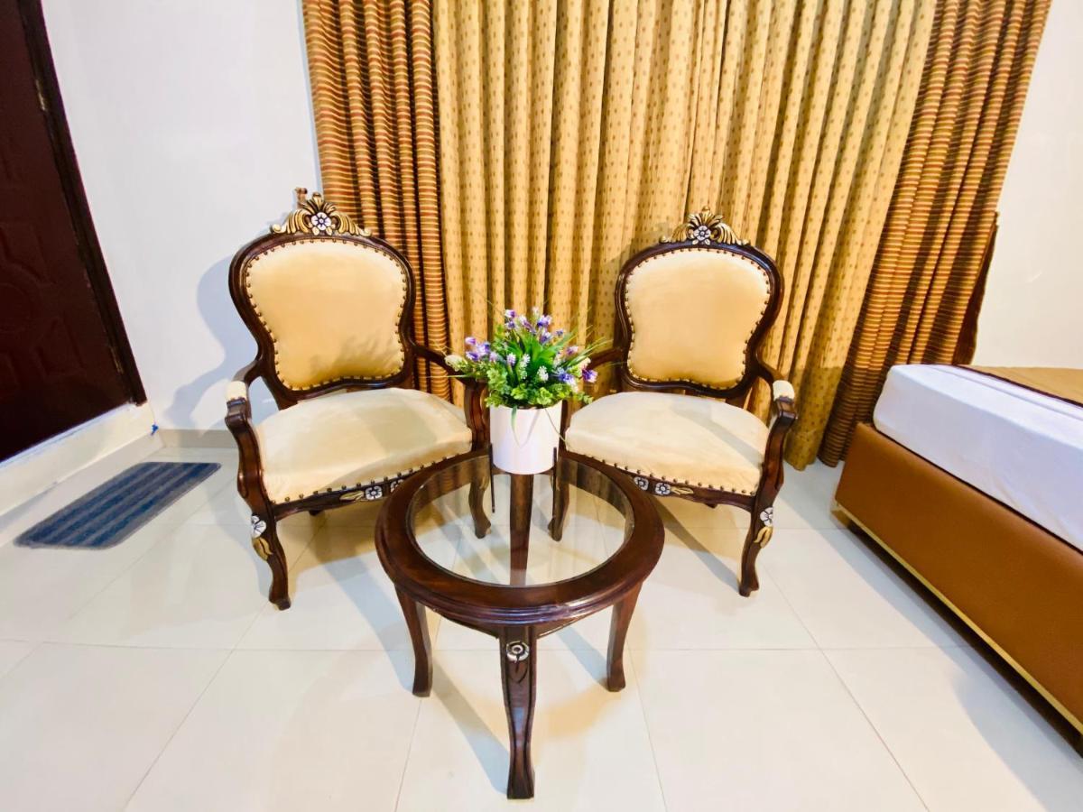 World Inn Hotel Karachi Luaran gambar